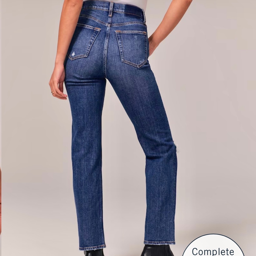 Abercrombie & Fitch Ultra High Rise Ankle Straight Jean Size 25 / 0 Regular